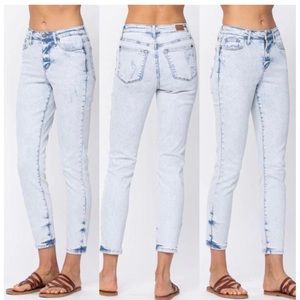 Judy Blue High Rise Acid Wash Jean